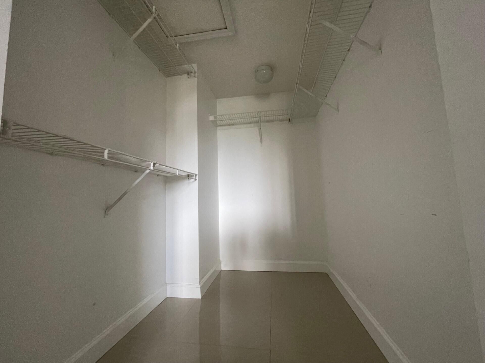 470 S Park Road, Unit 302, Hollywood, FL 33021 Photo