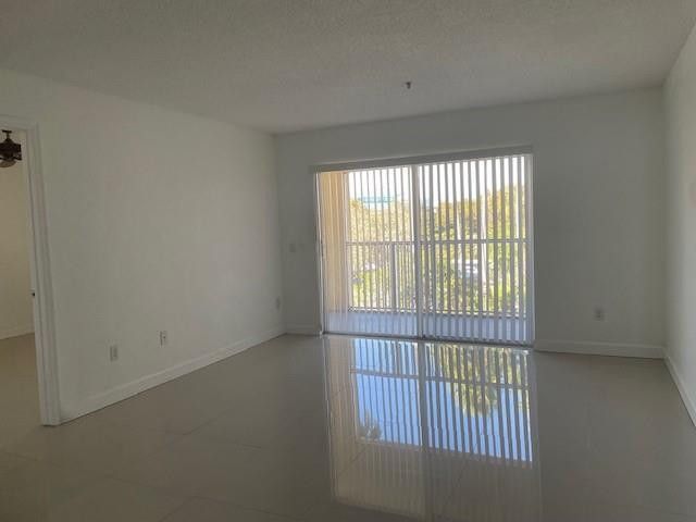 470 S Park Road, Unit 302, Hollywood, FL 33021 Photo