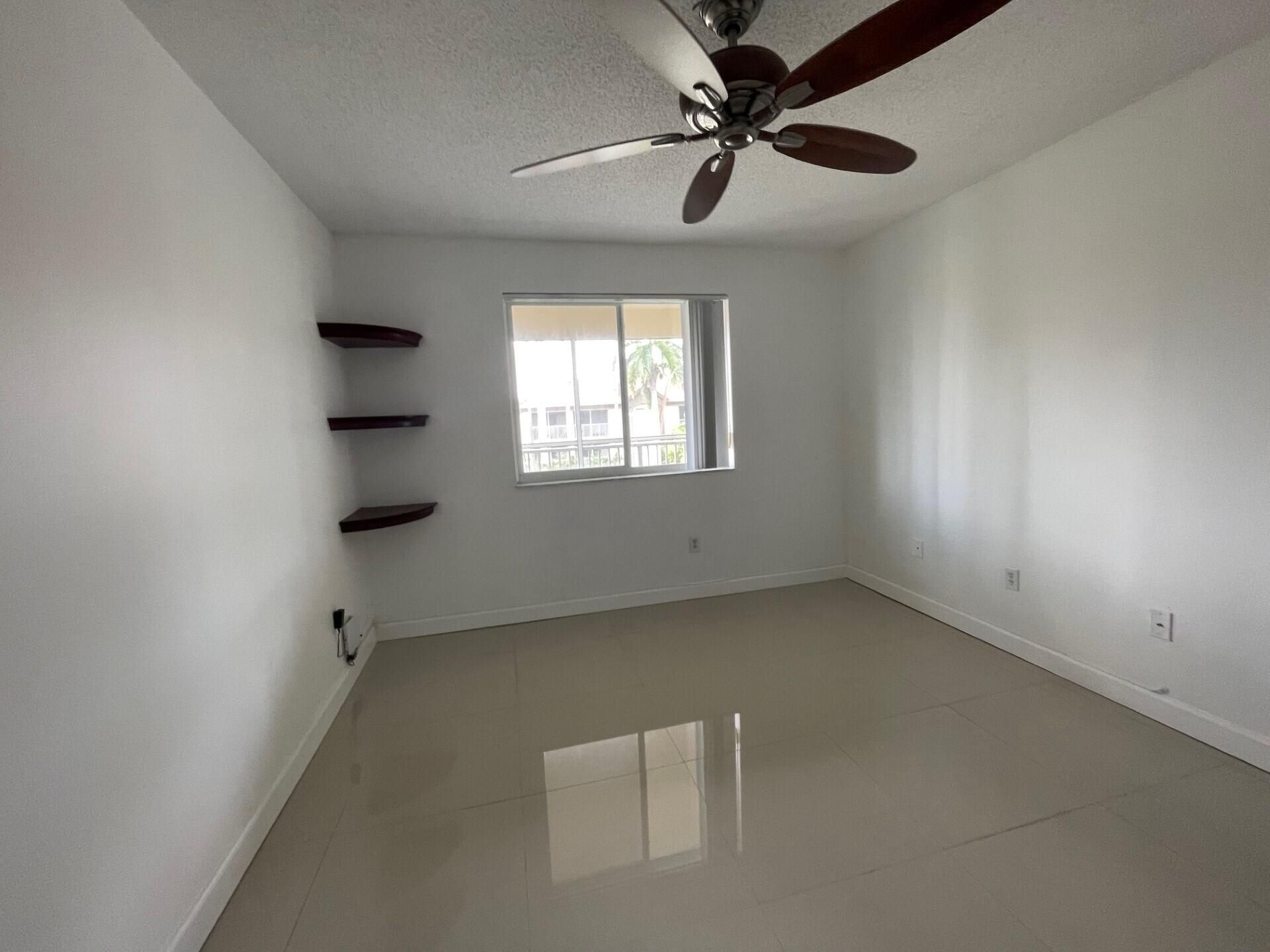 470 S Park Road, Unit 302, Hollywood, FL 33021 Photo