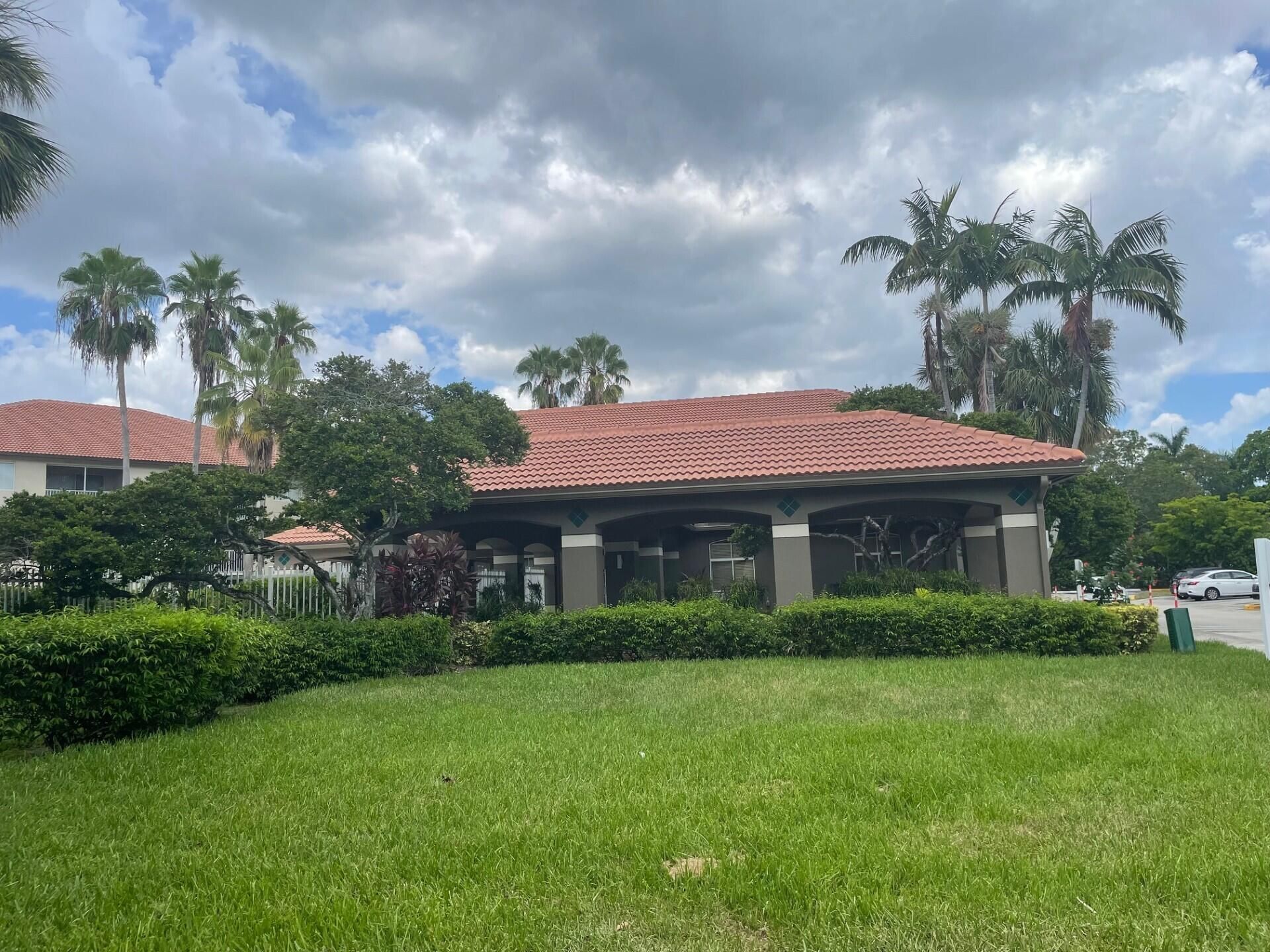 470 S Park Road, Unit 302, Hollywood, FL 33021 Photo