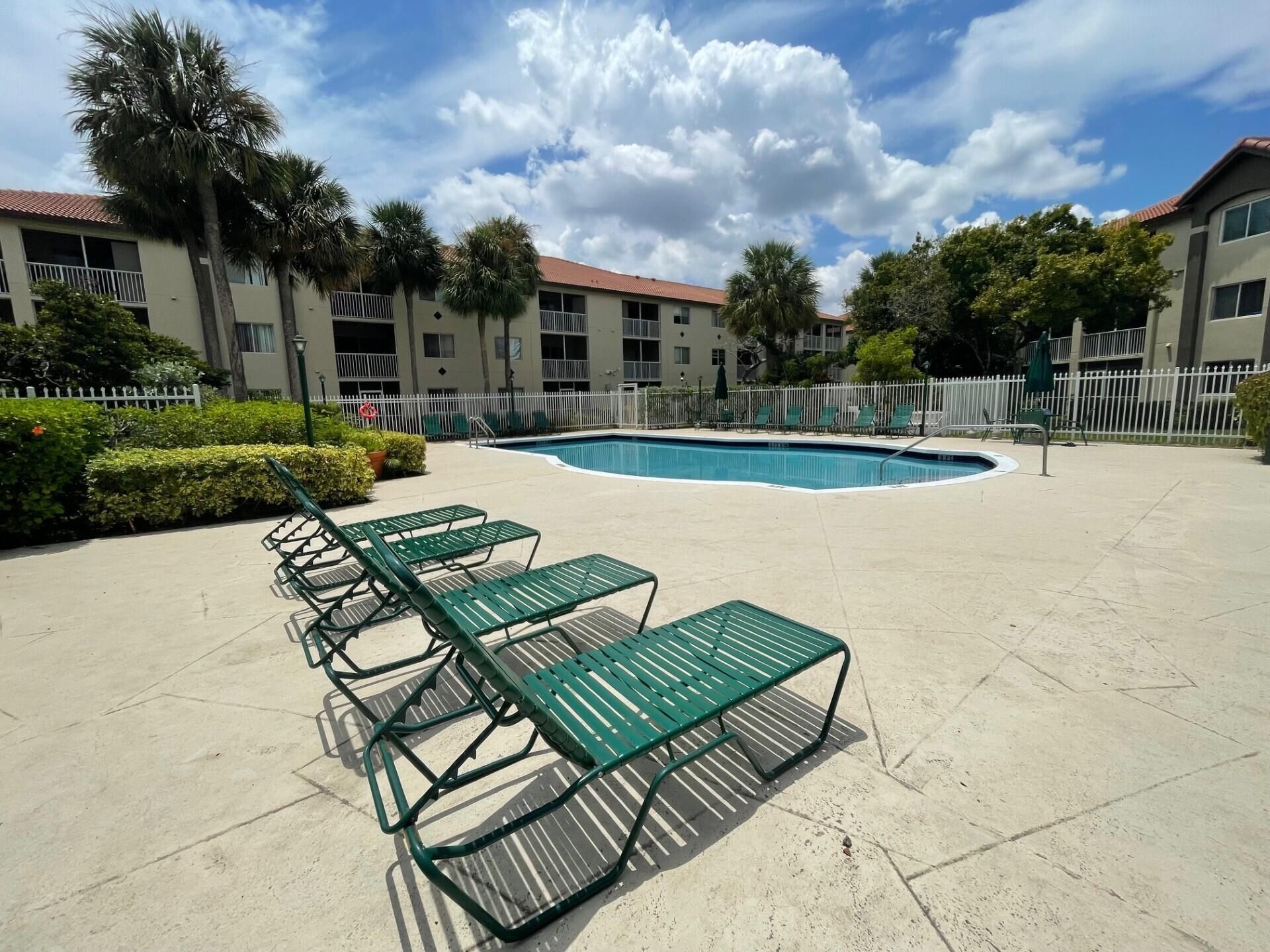 470 S Park Road, Unit 302, Hollywood, FL 33021 Photo