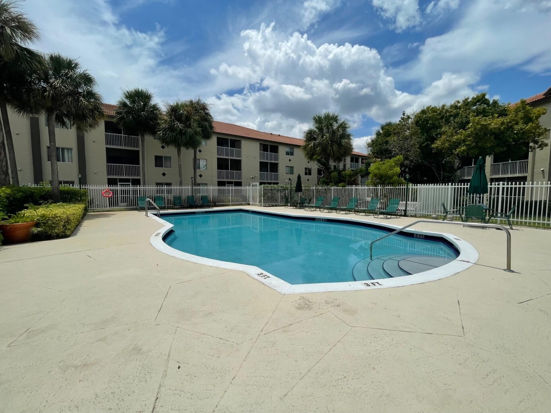 470 S Park Road, Unit 302, Hollywood, FL 33021 Photo