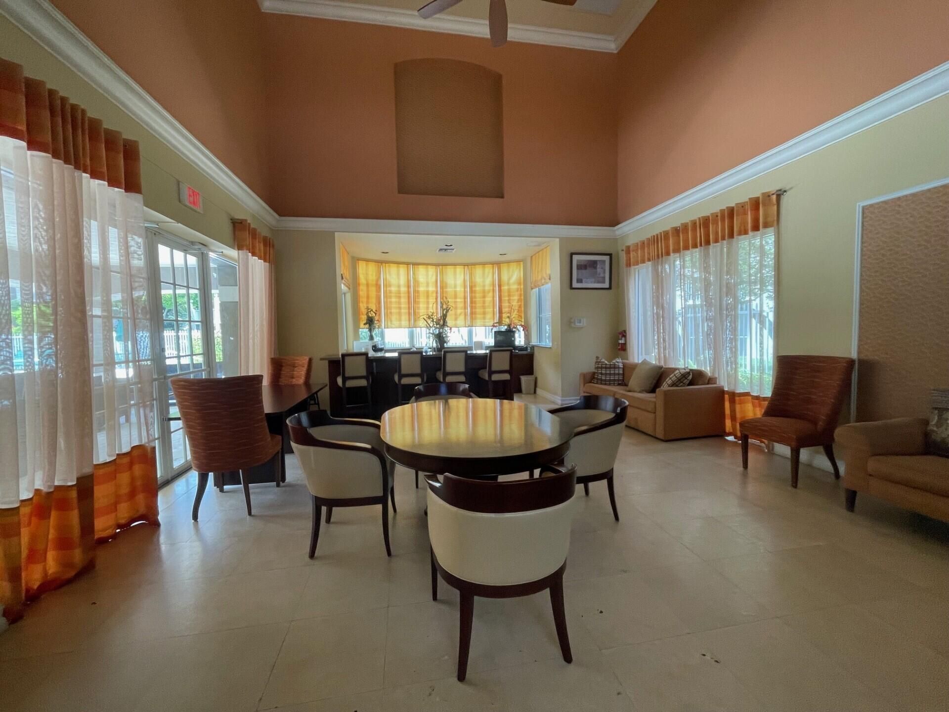 470 S Park Road, Unit 302, Hollywood, FL 33021 Photo