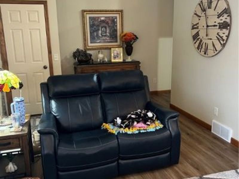 209 Aspen Drive, Dover, OH 44622 Photo 7