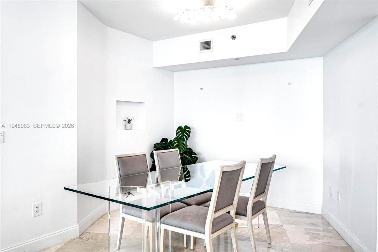 1000 S Pointe Dr, Unit 1205, Miami Beach, FL 33139 Photo