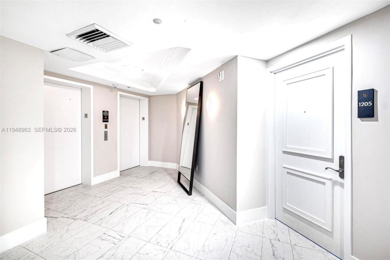 1000 S Pointe Dr , Unit 1205, Miami Beach, FL 33139 Photo