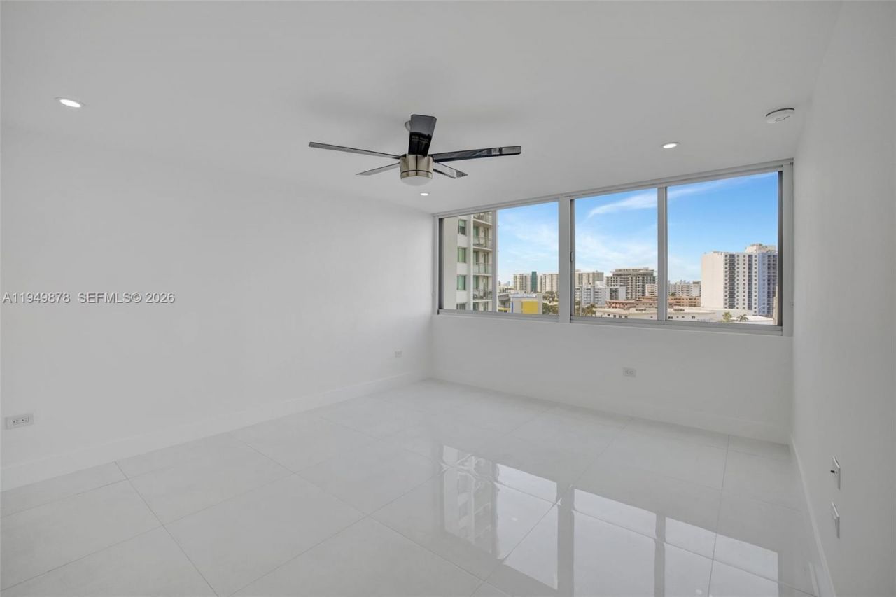 7135 Collins Ave, Unit 835, Miami Beach, FL 33141 Photo