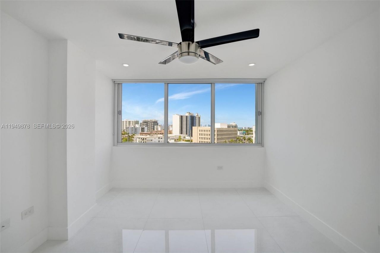 7135 Collins Ave, Unit 835, Miami Beach, FL 33141 Photo