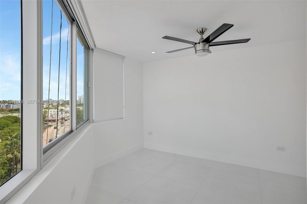 7135 Collins Ave, Unit 835, Miami Beach, FL 33141 Photo