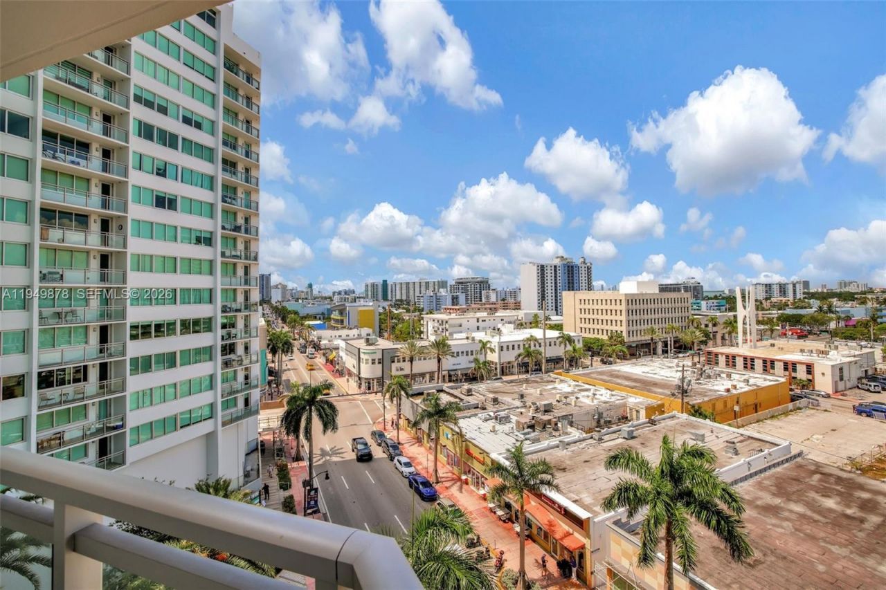 7135 Collins Ave, Unit 835, Miami Beach, FL 33141 Photo