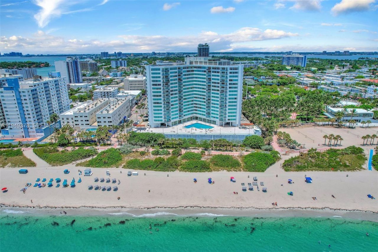 7135 Collins Ave, Unit 835, Miami Beach, FL 33141 Photo