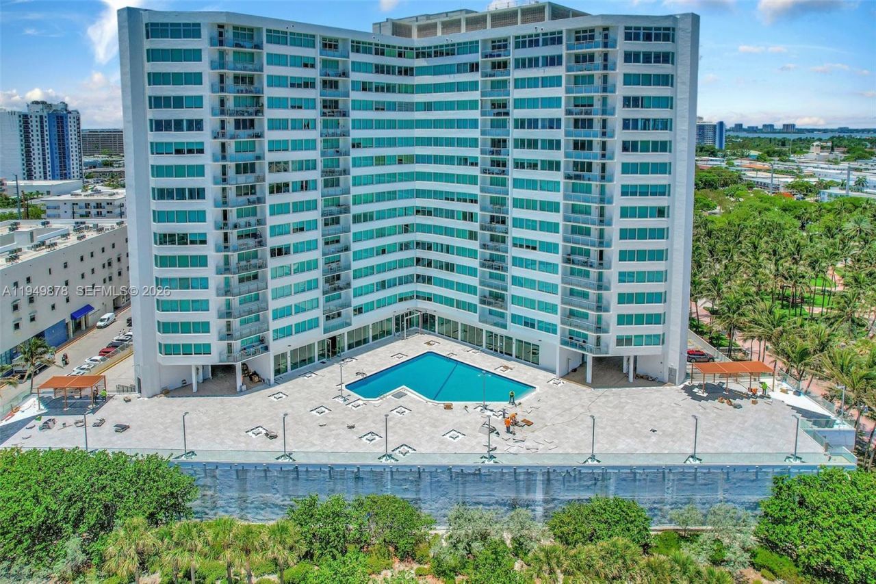 7135 Collins Ave, Unit 835, Miami Beach, FL 33141 Photo