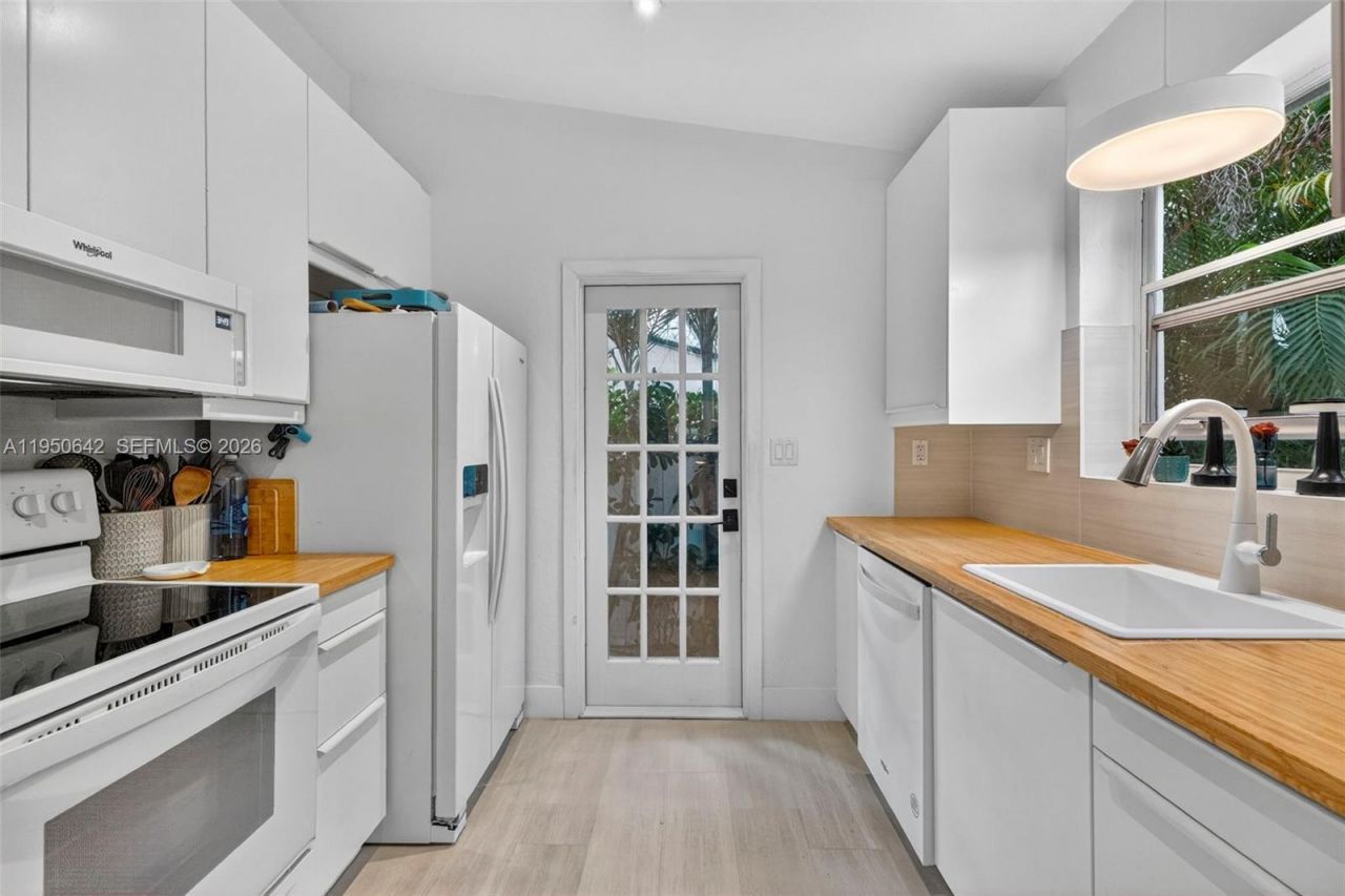 3309 NE 16th Ct , Fort Lauderdale, FL 33305 Photo