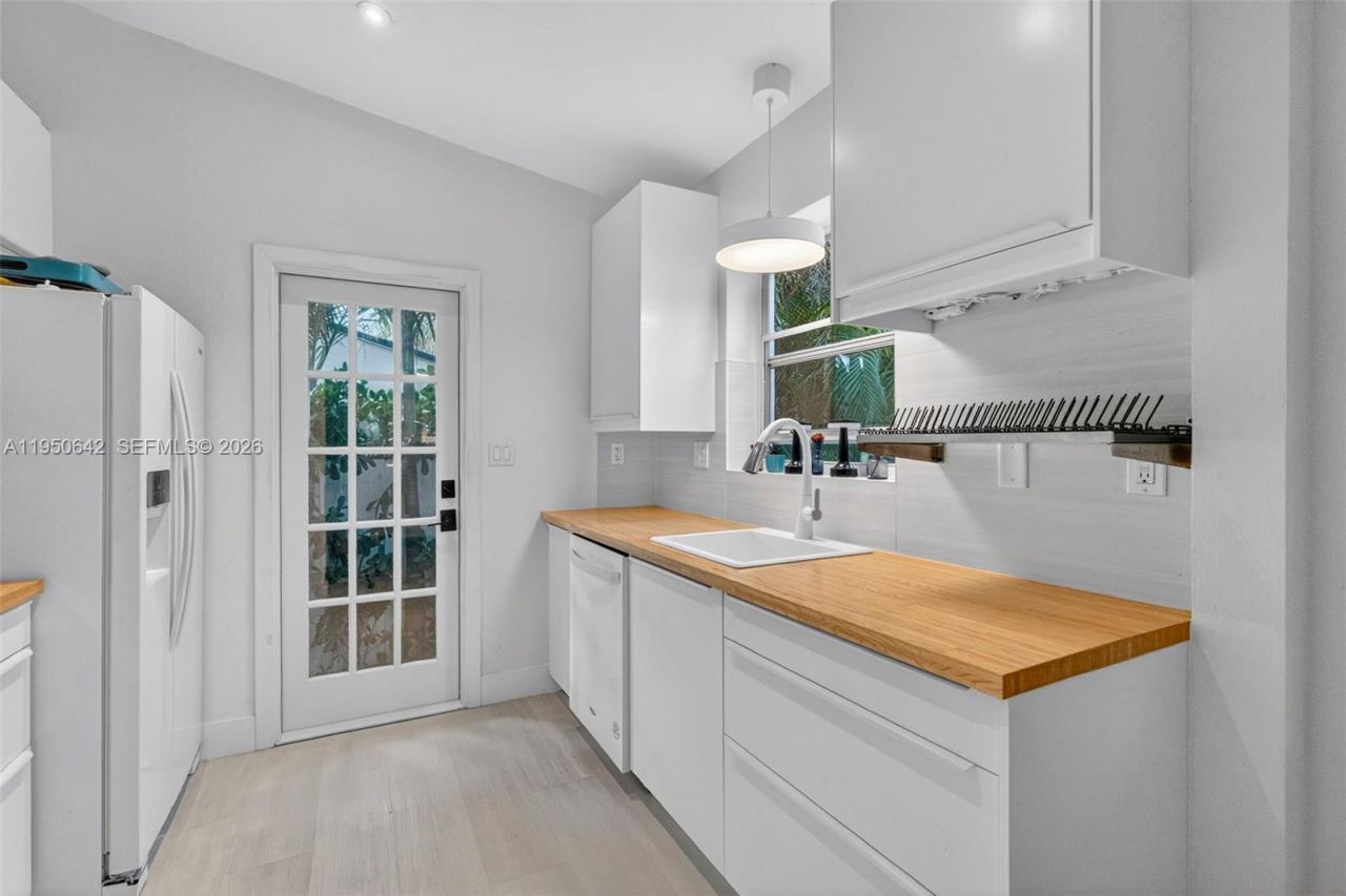 3309 NE 16th Ct , Fort Lauderdale, FL 33305 Photo