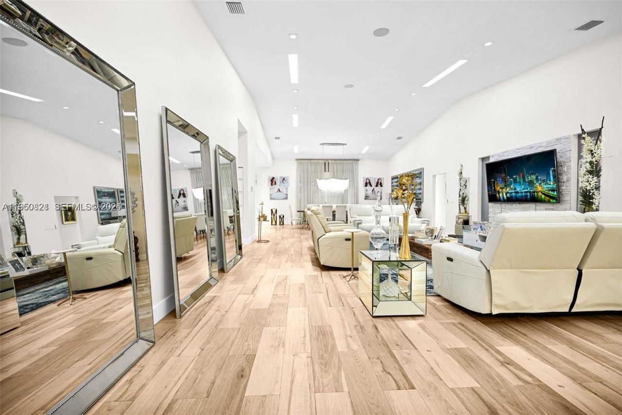 433 NW 127th Ave , Miami, FL 33182 Photo