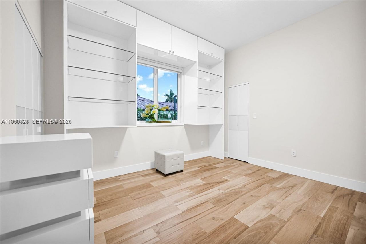 433 NW 127th Ave , Miami, FL 33182 Photo