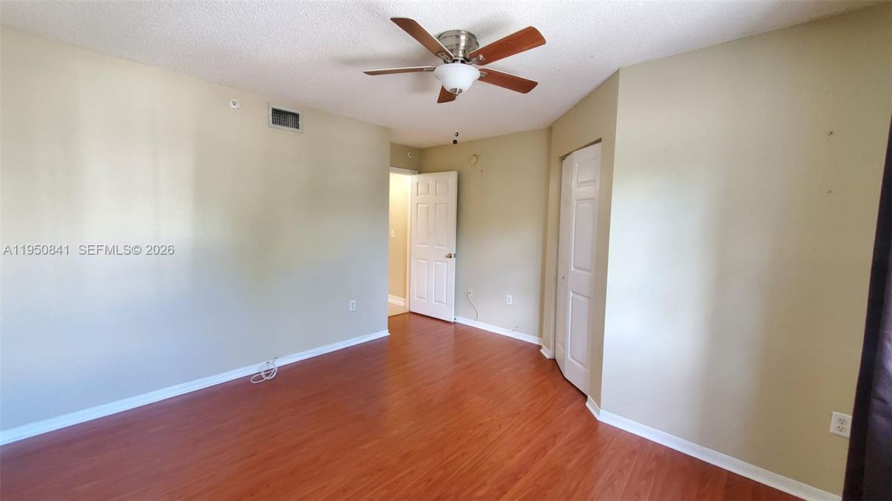 577 SW 111th Ln , Unit 203, Pembroke Pines, FL 33025 Photo