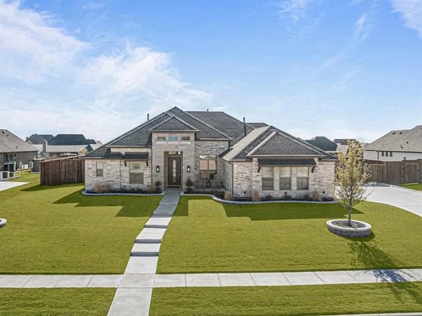 221 Oakmont Drive, Haslet, TX 76052