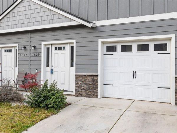 7829 Jacqueline Way, White City, OR 97503