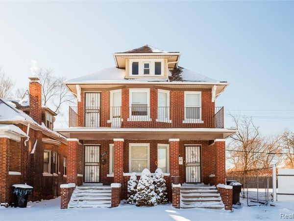 5435 Burns Street, Detroit, MI 48213