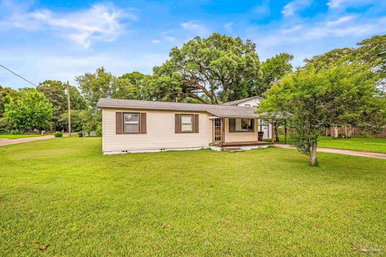 800 N 47th Ave, Pensacola, FL 32506 Main Photo