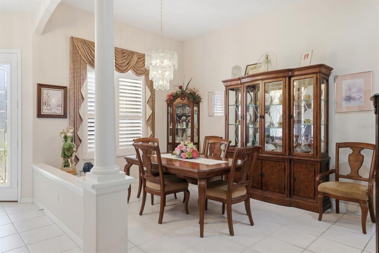 5608 Eastwind Drive, Sarasota, FL 34233 Photo