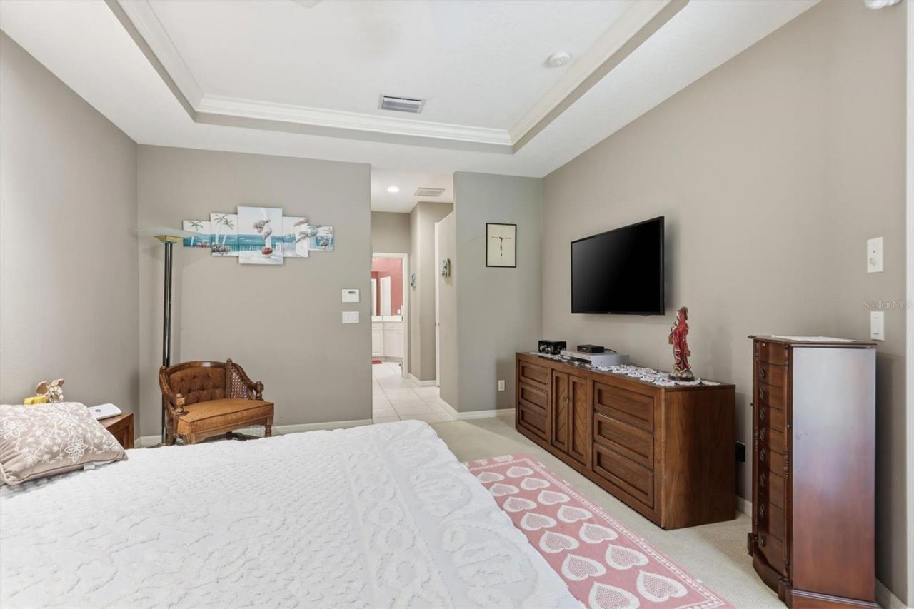 5608 Eastwind Drive, Sarasota, FL 34233 Photo