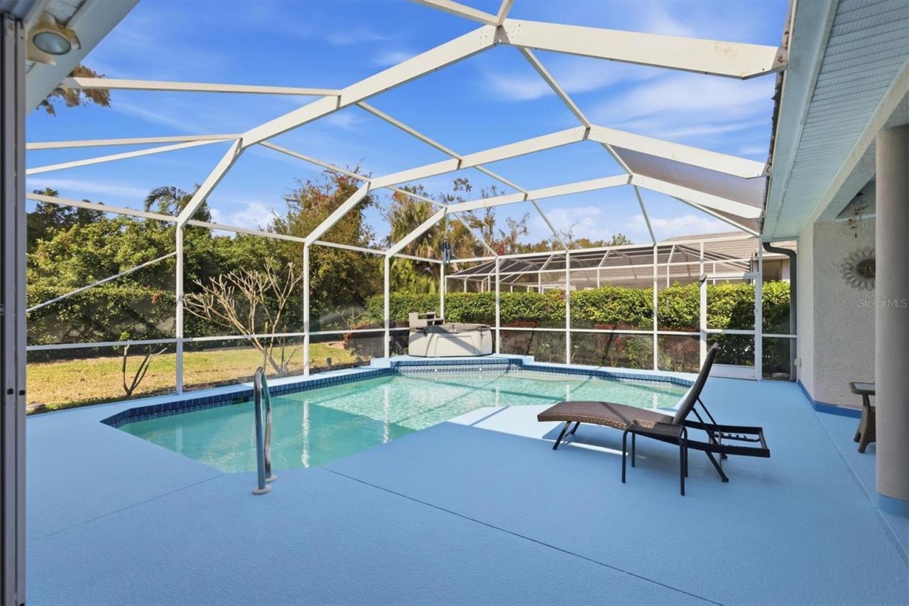 5608 Eastwind Drive, Sarasota, FL 34233 Photo