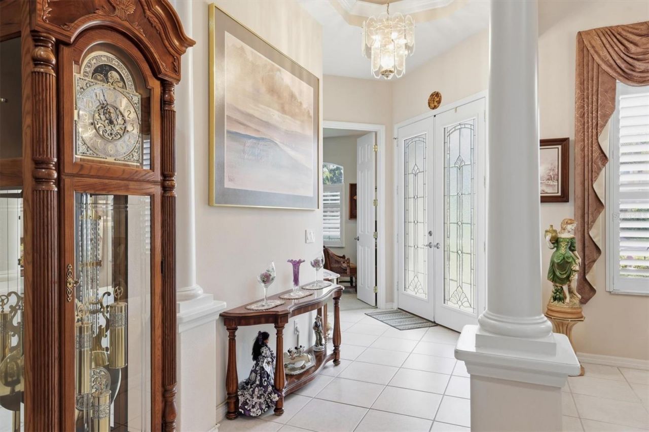 5608 Eastwind Drive, Sarasota, FL 34233 Photo