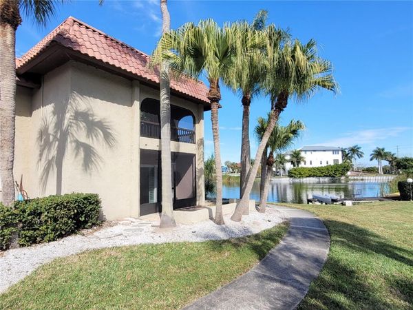 1005 S BAYSHORE BOULEVARD, Unit 102, SAFETY HARBOR, FL 34695