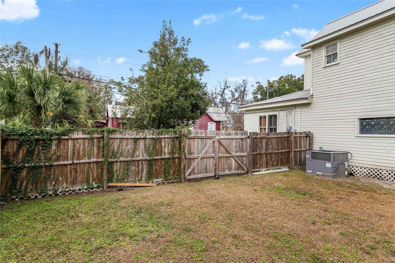 160 SE Saint Johns Street, Lake City, FL 32025 Photo