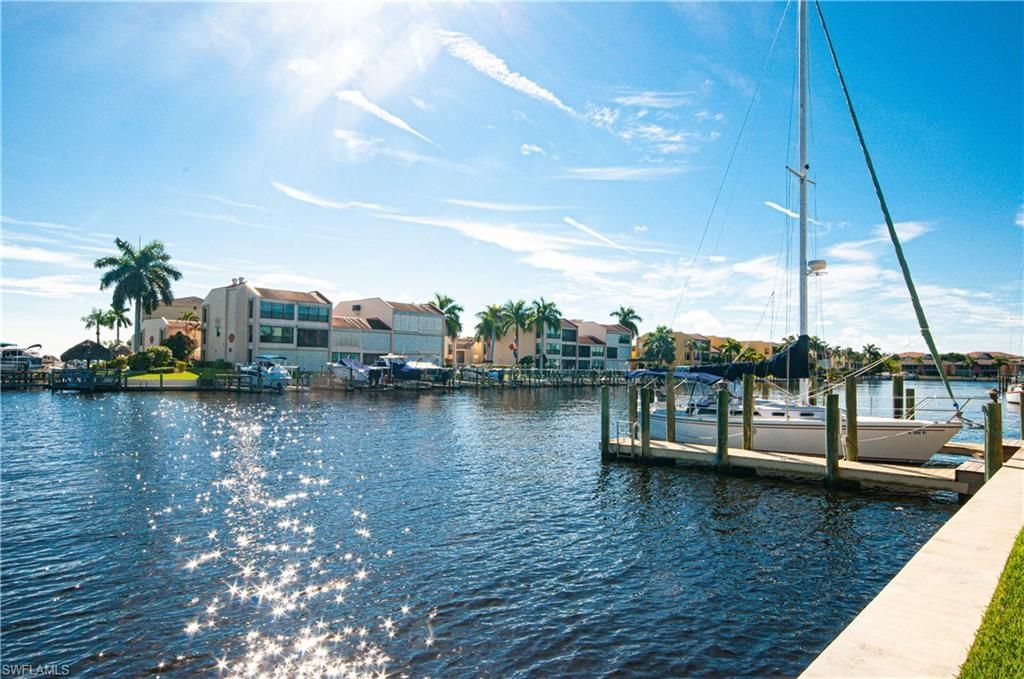 4001 SE 19th Pl, Unit 2, Cape Coral, FL 33904 Photo