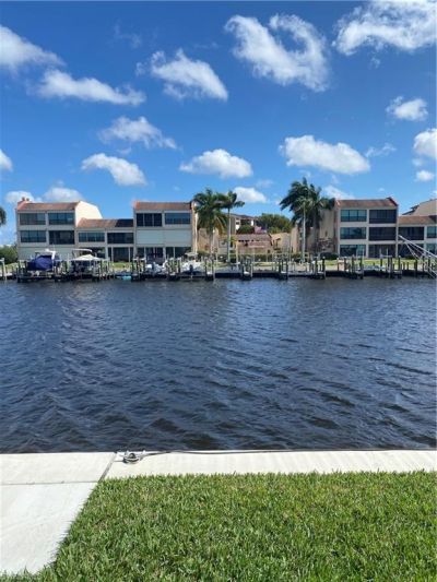 4001 SE 19th Pl, Unit 2, Cape Coral, FL 33904 Photo