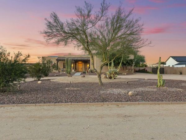 14526 W JOMAX Road, Surprise, AZ 85387