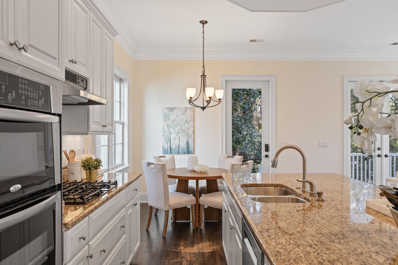 668 Cloudbreak Court Photo 13