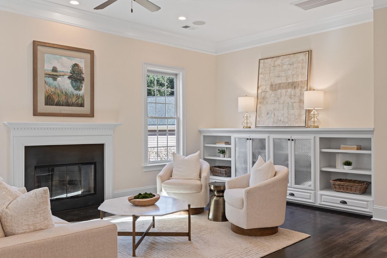 668 Cloudbreak Court Photo 5