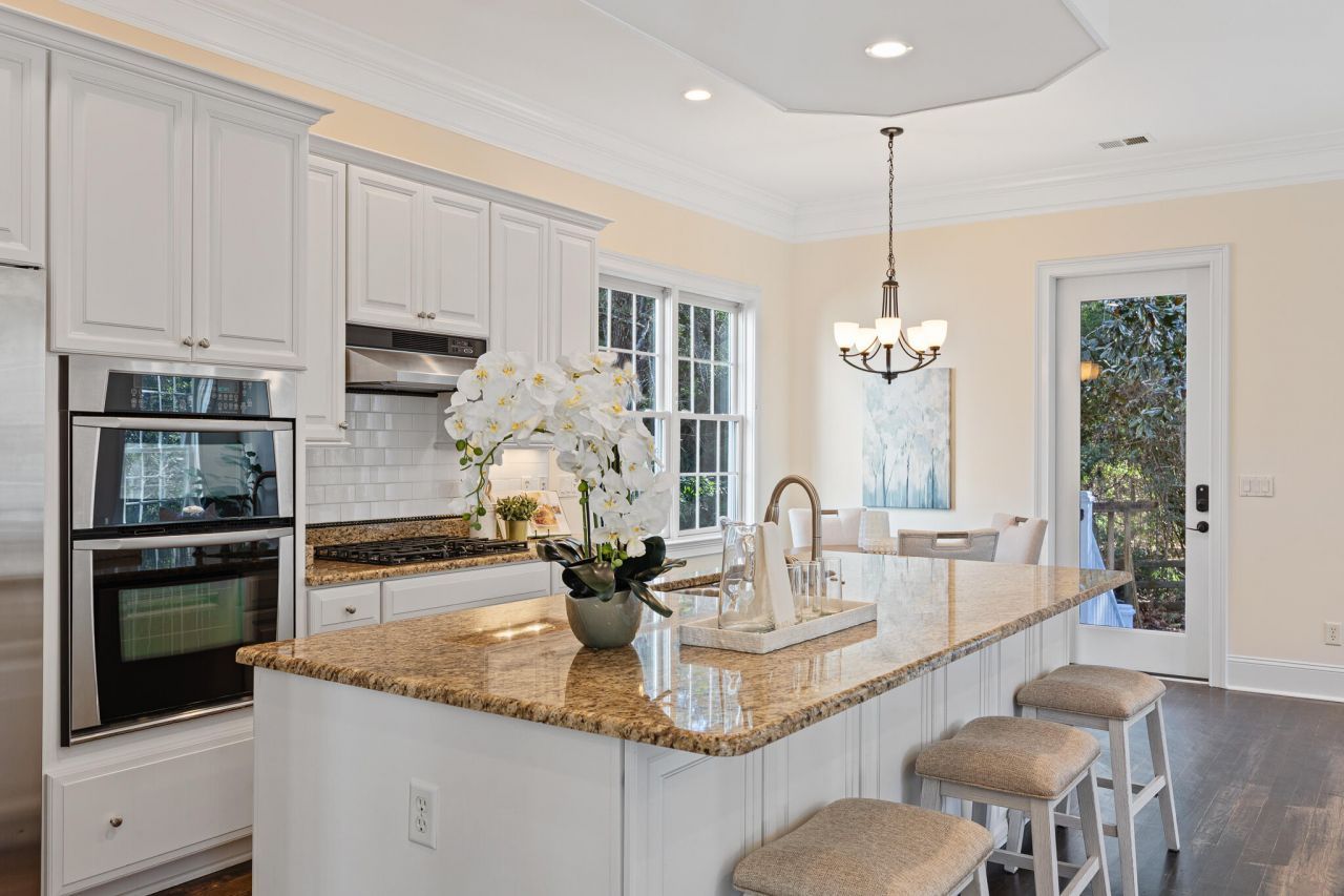 668 Cloudbreak Court Photo 9