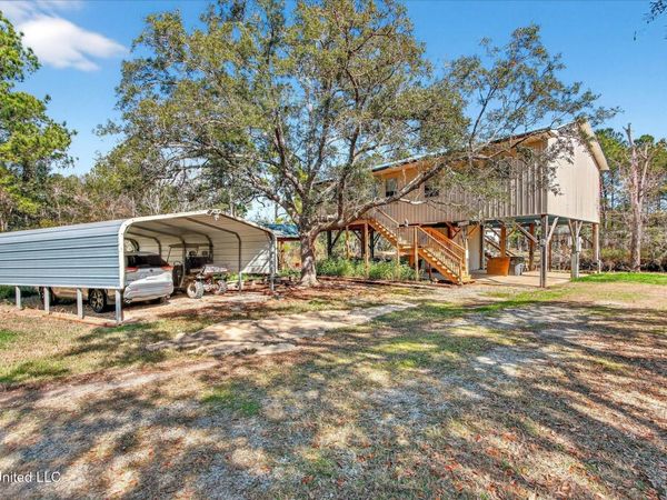 10008 Willow Street, Bay Saint Louis, MS 39520