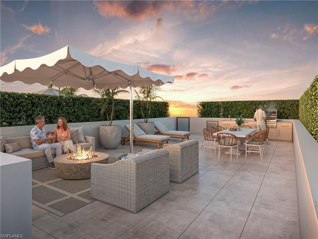 210 9th St S, Unit 201, Naples, FL 34102 Photo