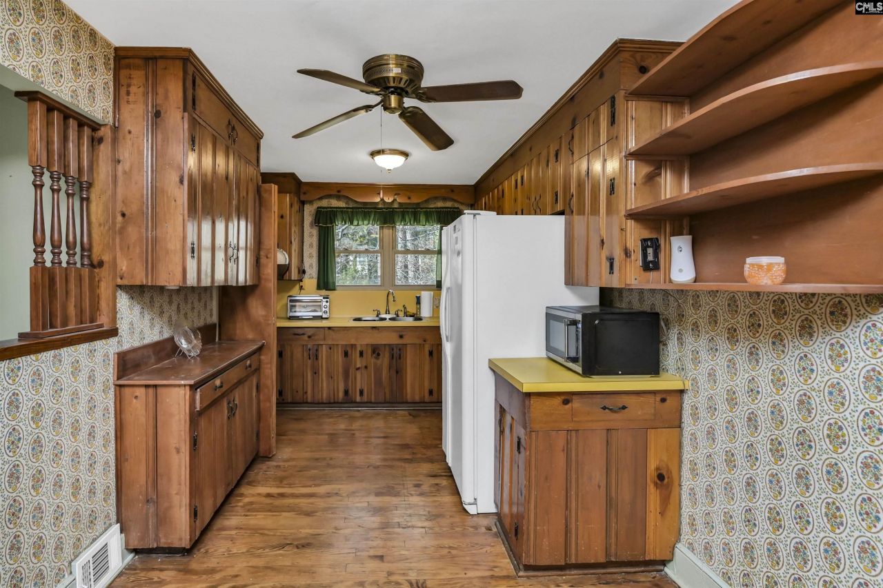 2 Vera Circle Photo 4