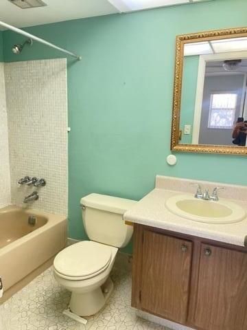 2700 W Sunrise Lakes Drive, Unit 209, Sunrise, FL 33322 Photo