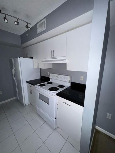 4852 N State Road 7, Unit 204, Coconut Creek, FL 33073 Photo