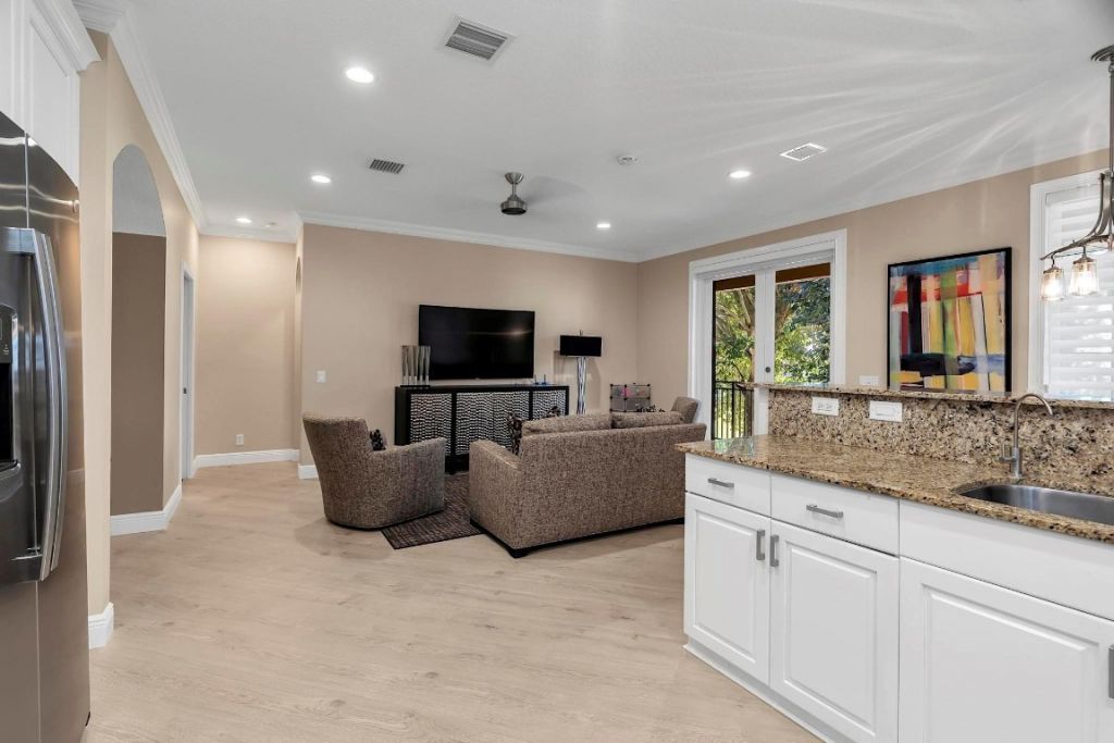 2857 Kinsington Cir, Unit 17-4, Weston, FL 33332 Photo