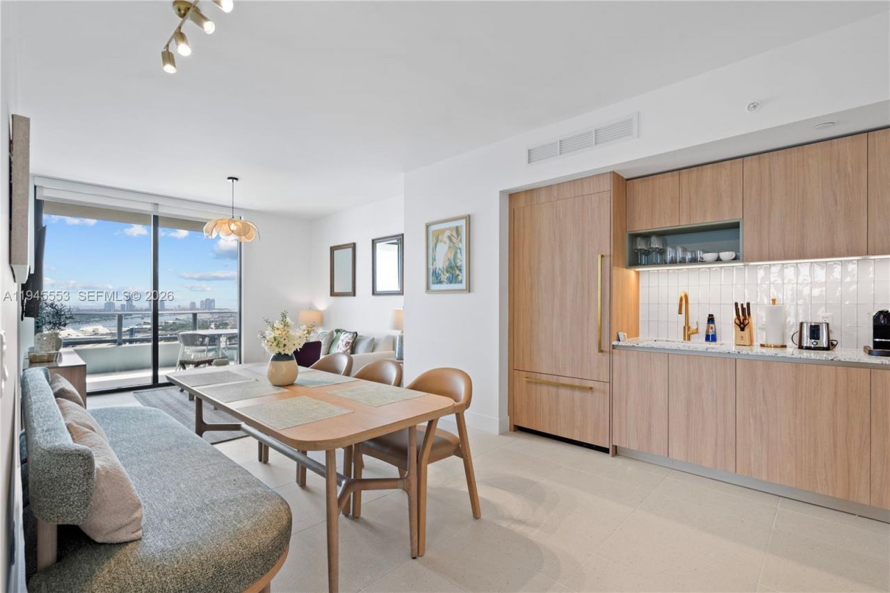 159 NE 6th St , Unit 2415, Miami, FL 33132 Photo