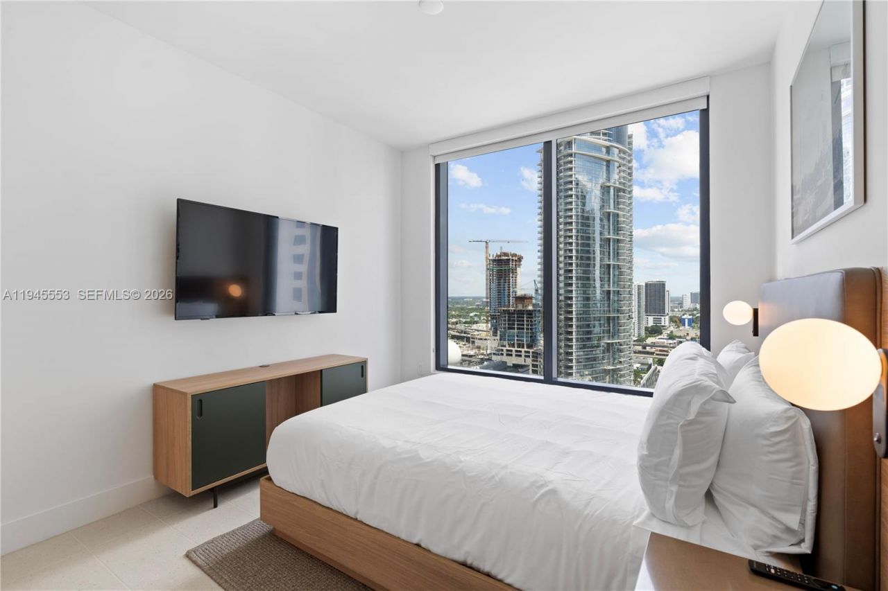 159 NE 6th St , Unit 2415, Miami, FL 33132 Photo