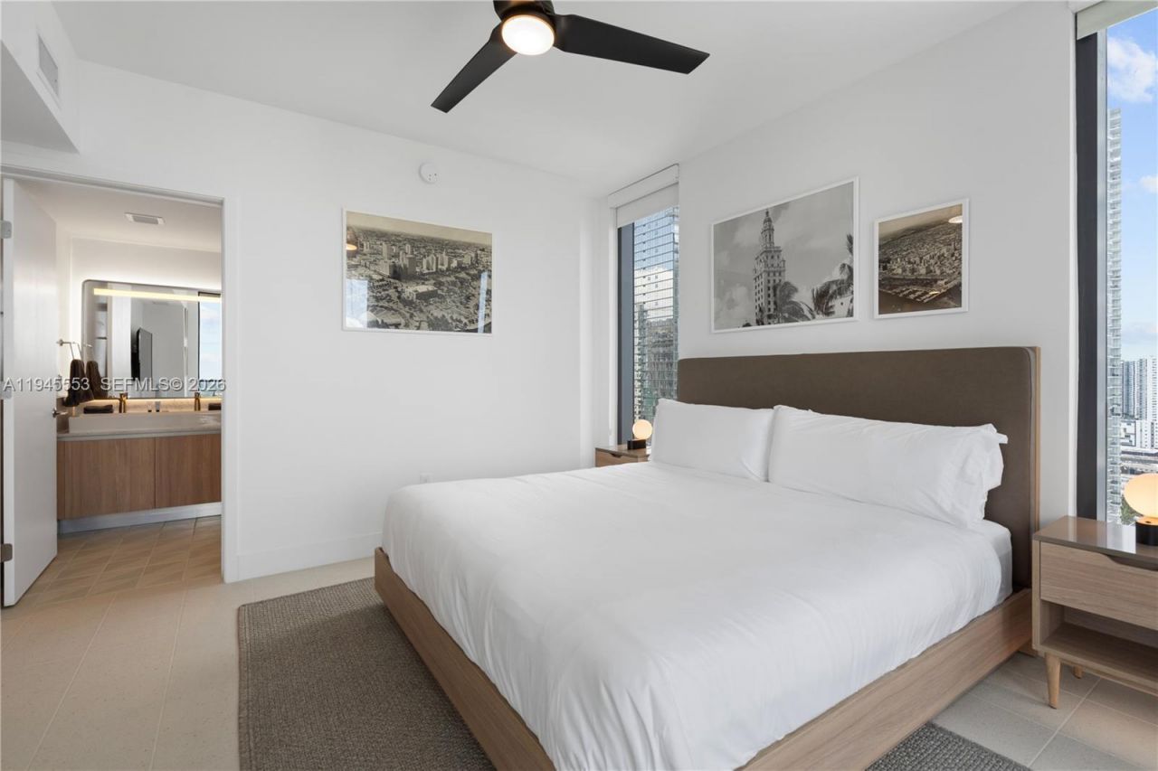 159 NE 6th St , Unit 2415, Miami, FL 33132 Photo