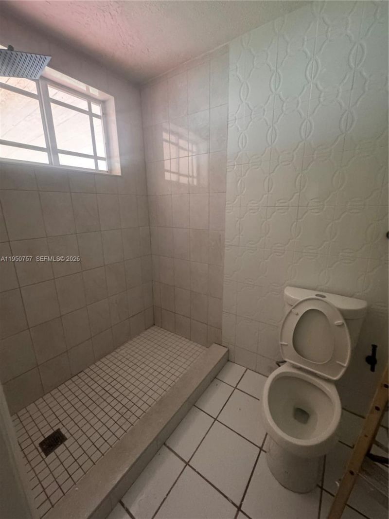 365 W 13th St, Hialeah, FL 33010 Photo