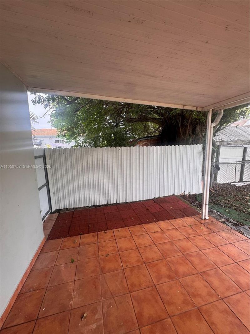 365 W 13th St, Hialeah, FL 33010 Photo
