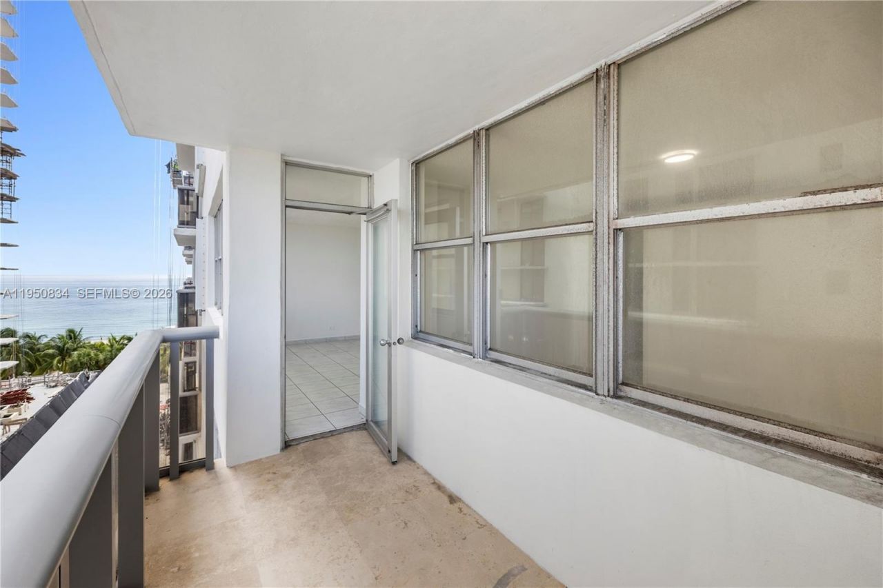 6039 Collins Ave, Unit 809, Miami Beach, FL 33140 Photo