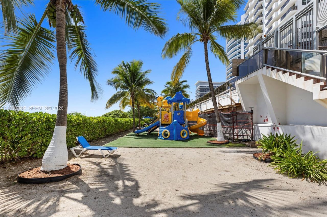 6039 Collins Ave, Unit 809, Miami Beach, FL 33140 Photo